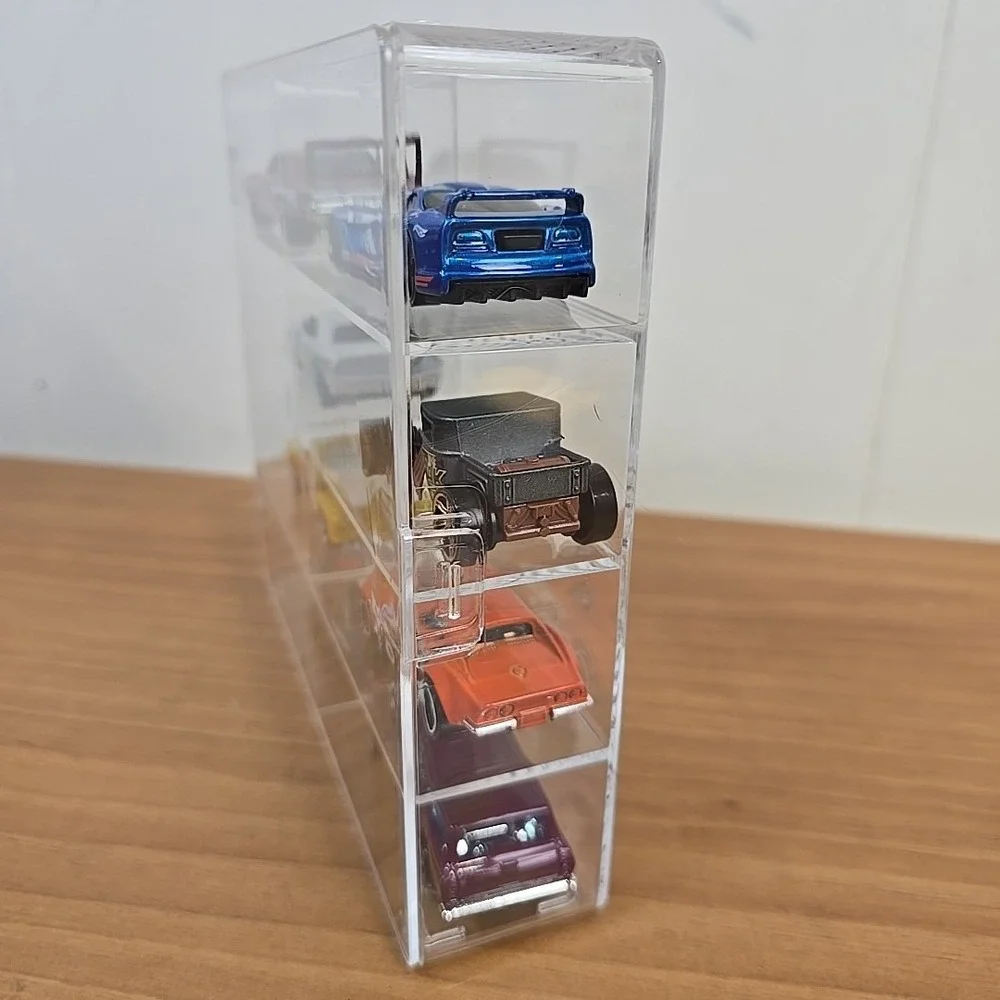 Clear Acrylic Display Case 1:64 Scale‎ Diecast Cars INCLUDING Mix AK of CARS x 8